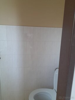 Sanitární / stavební / převlékací buňka - 9