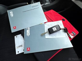 Citroen C4 r.2009. Nové STK, klimatizace 131000km - 9