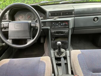 VOLVO 940 2.3i - 9