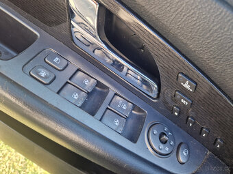 SsangYong Rexton 2.7 XDi 132 kW 3/2012 - 9
