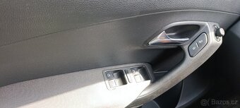 VW Polo 1.4 63 kW rezervace - 9