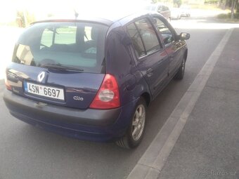 Clio 2 - 9