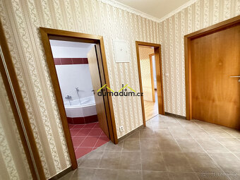 Prodej moderního bytu 3+kk, 59,7 m², s garáží a sklepem, Pra - 9