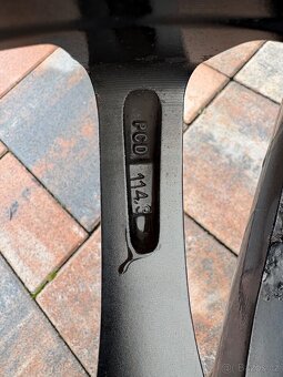 Alu kola 5x114,3 R17 - 9