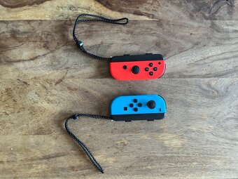 Nintendo Switch Oled model s kompletním vybavením - 9