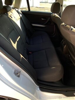 BMW e90 320d - 9
