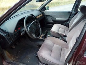 Peugeot 605 SRi a 205 veškeré díly z vozu - 9