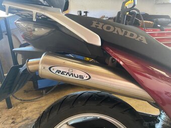 Honda Varadero 125 - 9