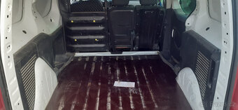 Citroen Berlingo II 1.6 HDI rok 2010 - 9