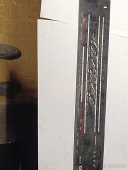 stupnice na starožitná radia - 9