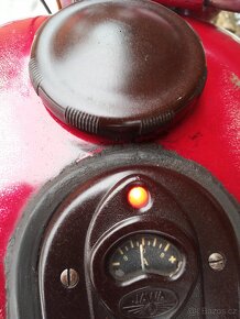 Jawa 250 pérák - 9