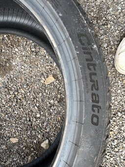 235/40 r19 Pirelli - 9