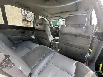 BMW 750i e38 - 9
