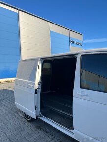 Volkswagen Transporter 2.0 TDI 2017 - 9