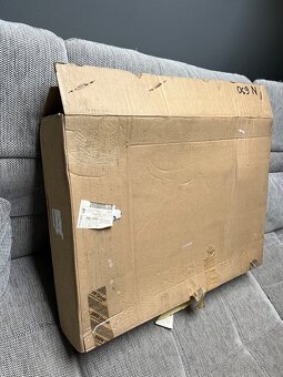 NOVÝ OEM Chladič BMW E30 M10 1.6i 1.8i - 9