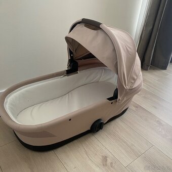 Kočárek Cybex melio 2023 - včetně korby. - 9
