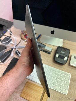 Apple iPad Air 2019 64GB Space Gray - 9