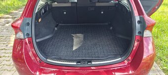 Toyota Auris 1.8 Hybrid Touring Sports HE15U - 9