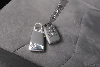 VOLKSWAGEN ARTEON   2,0 TDI 147 kw TAŽNÉ - 9