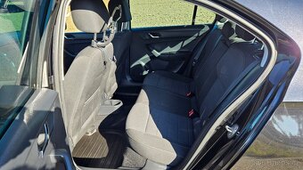 Škoda Rapid liftback STYLE 1.6 TDI 85kW manuál 2015 - 9