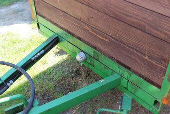 Prodám vlek za traktor - 9