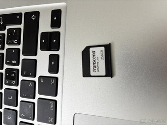 MacBook Air 13” 2017, TOP STAV, 8Gb RAM, 128Gb SSD + 256SD - 9