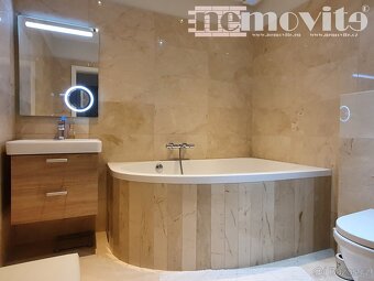 Exkluzivně nabízíme na prodej rodinný dům - Okrouhlo, Praha  - 9