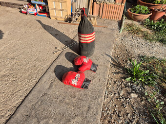 starší hračky - 9