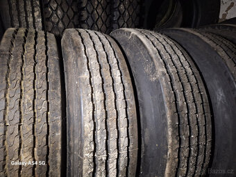 Prodám pneu 295/80 R22,5 - 9