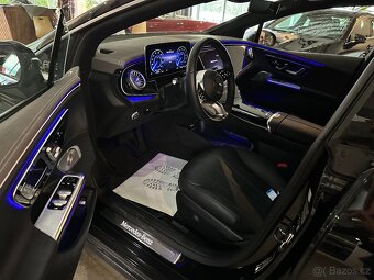 Mercedes-Benz EQE 300 - 9