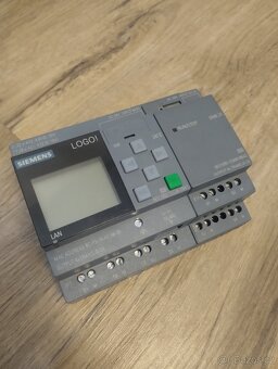 SIEMENS Simatic S7-1500 a další komponenty - 9