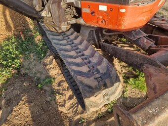 Kubota bagr. - 9