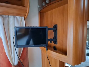Karavan hobby 440 sf 2009 319.999,- - 9