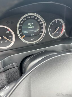 Mercedes W204 - 9