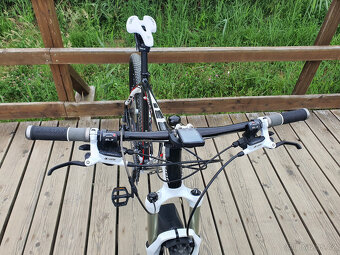 Author MODUS 29 CARBON - 9