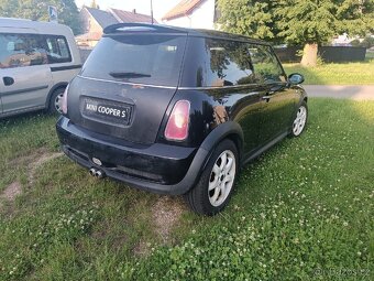 Veškeré náhradní díly Mini Cooper S R53 120kw r.v. 9/2003 - 9