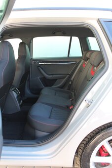 Škoda Octavia RS 2.0TDI 135kW DSG 4x4 SERVIS ŠKODA 1MAJ DPH - 9