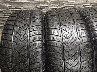 18" Originál VW Bergamo 5x112 zimní pneu 4,5-5,5mm - 9