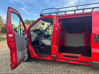 RENAULT TRAFIC 2.5DCI 107KW LONG 2X ŠOUPAČKY MOD.2008 - 9