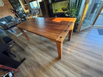 Jídelní stůl - 9