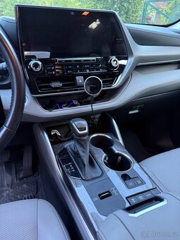 Toyota Highlander Executive JBL 2021 CZ DPH - 9