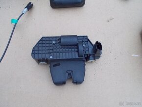 Náhradní díly Citroën C3 II - 9