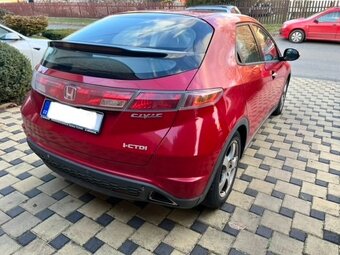 Honda Civic 2.2 i-ctdi - 9