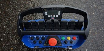 Volvo FM 410/6x2/Nosič kontejnerů/HMF 21T/M Jeřáb - 9