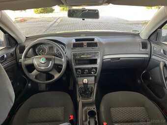 Škoda Octavia 2 1.6 TDI 77kw rok 2010 naj 207tis nová STK - 9
