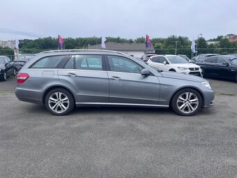 Mercedes Benz E - 9