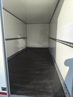 Skříňový Termo vlek 3000kg - 9