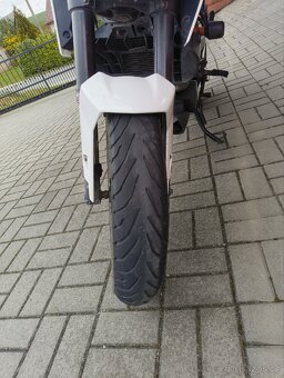 Ktm duke 125 - 9