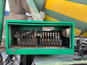 PRONÁJEM MAN TGA 32.400 8x4 9CBM, PÁSOVÝ PŘEPRA - 9