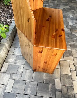 Rohová knihovna se skříňkou Ikea Leksvik - 9